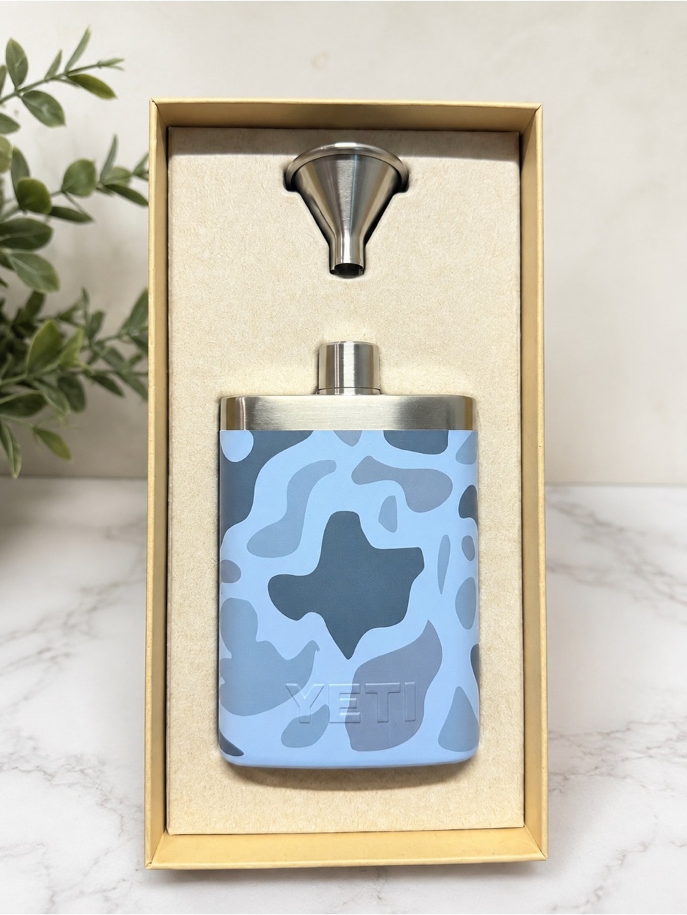 NEW YETI Gear Garage Blue Camo 7 oz Flask Limited Edition w/ Funnel & Gift